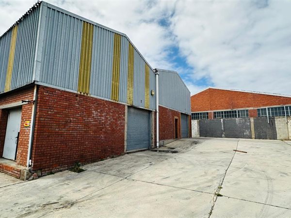 288  m² Industrial space