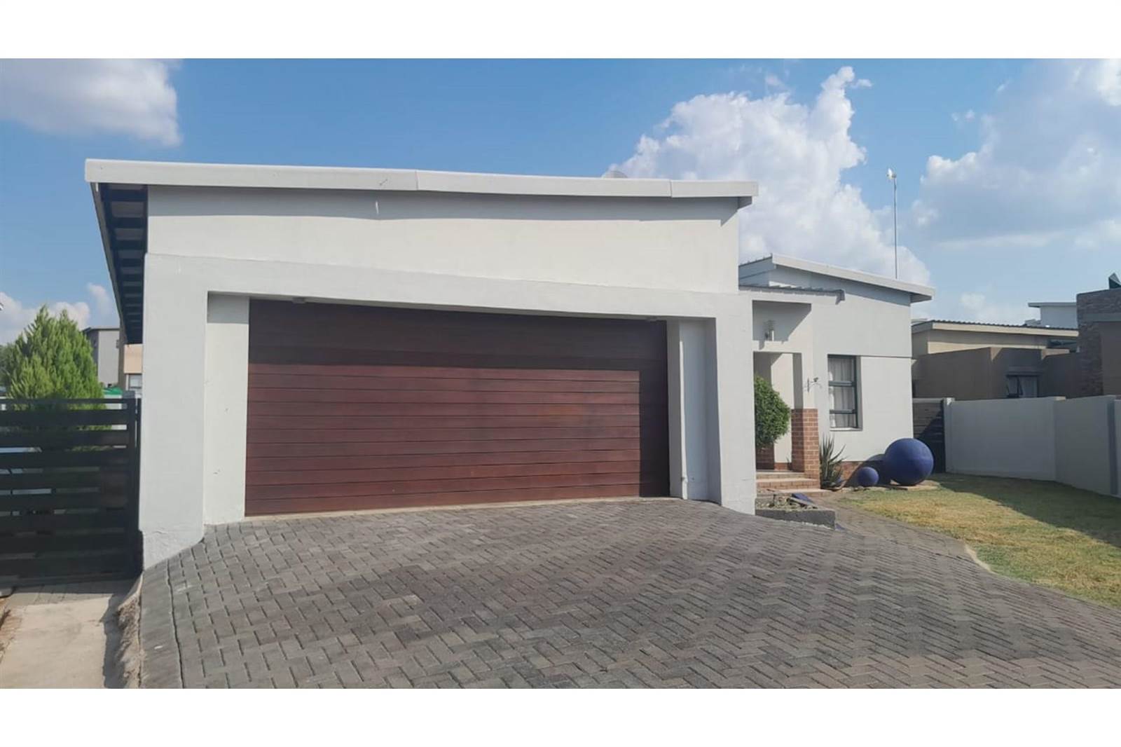3 Bed House in The Aloes Lifestyle Estate photo number 2
