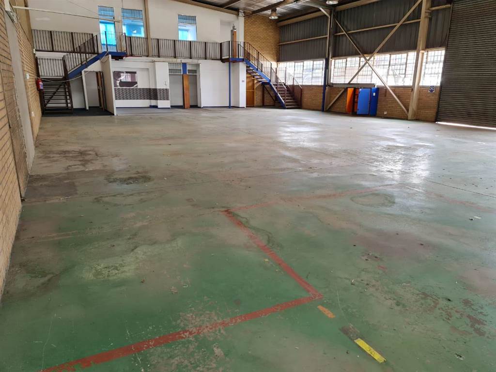 548  m² Industrial space in Benrose photo number 10