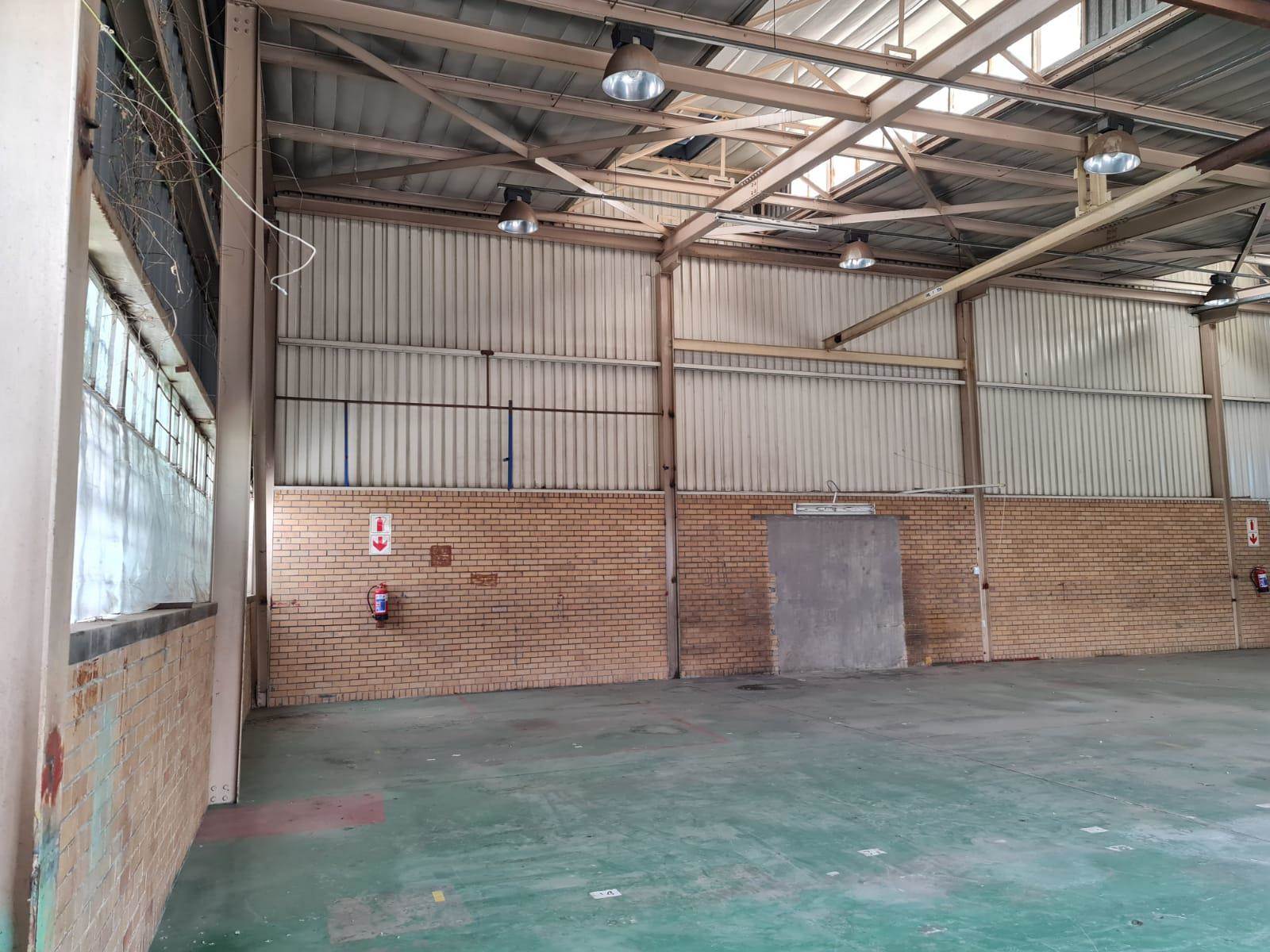 548  m² Industrial space in Benrose photo number 8