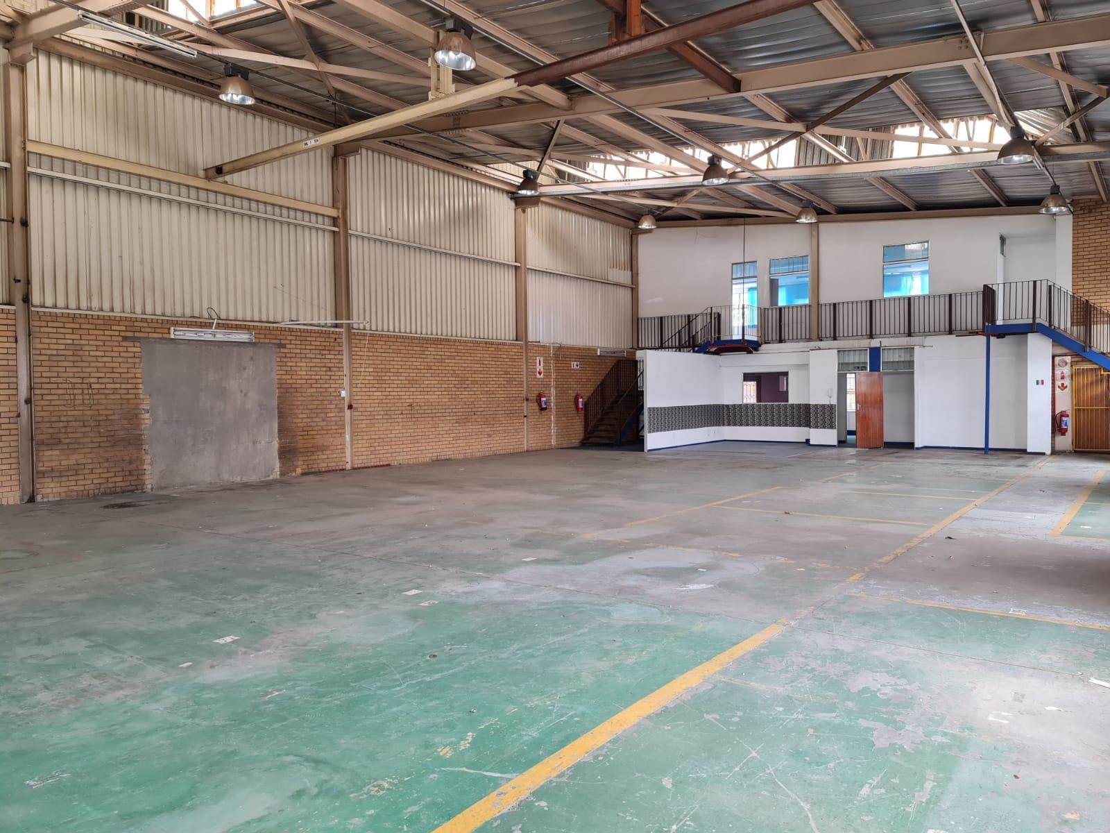 548  m² Industrial space in Benrose photo number 9