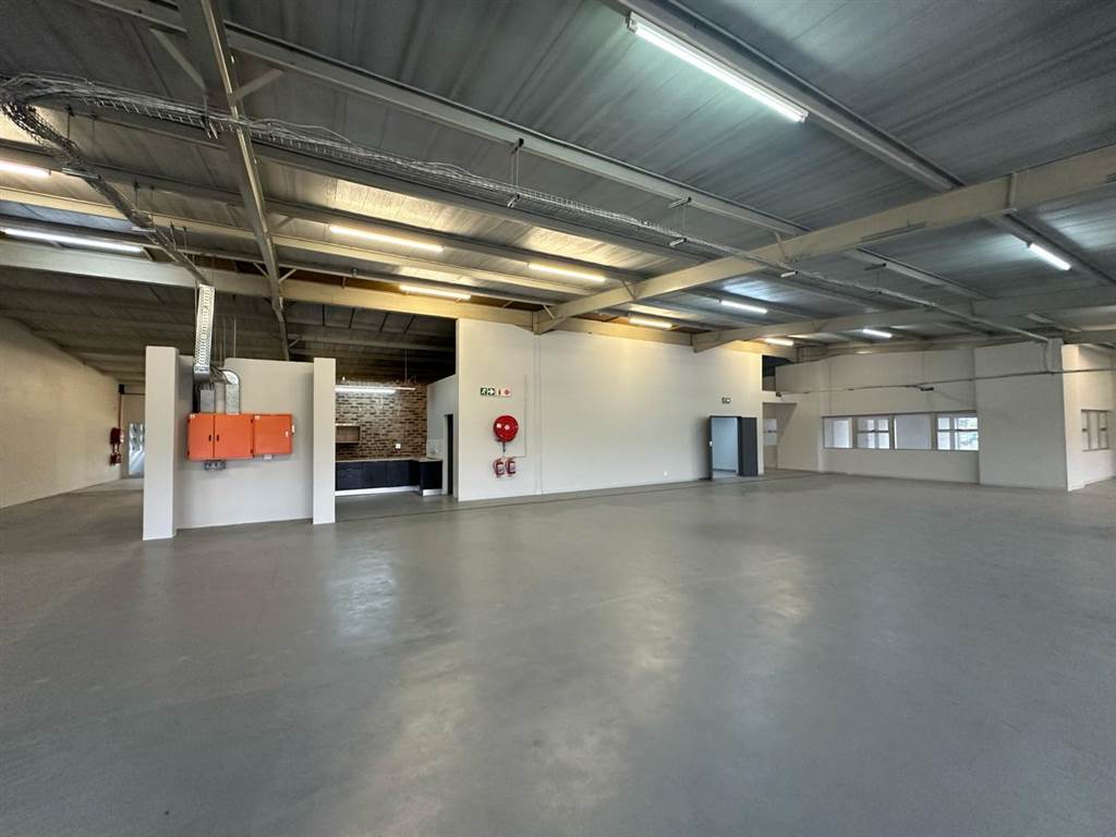 6143  m² Industrial space in Randjesfontein photo number 11