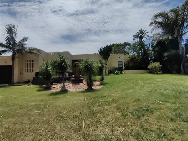 5 Bed House in Vanes Estate