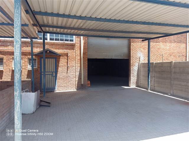 850  m² Commercial space in Rustenburg Central photo number 10