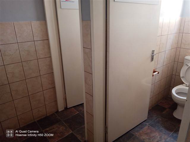 850  m² Commercial space in Rustenburg Central photo number 14