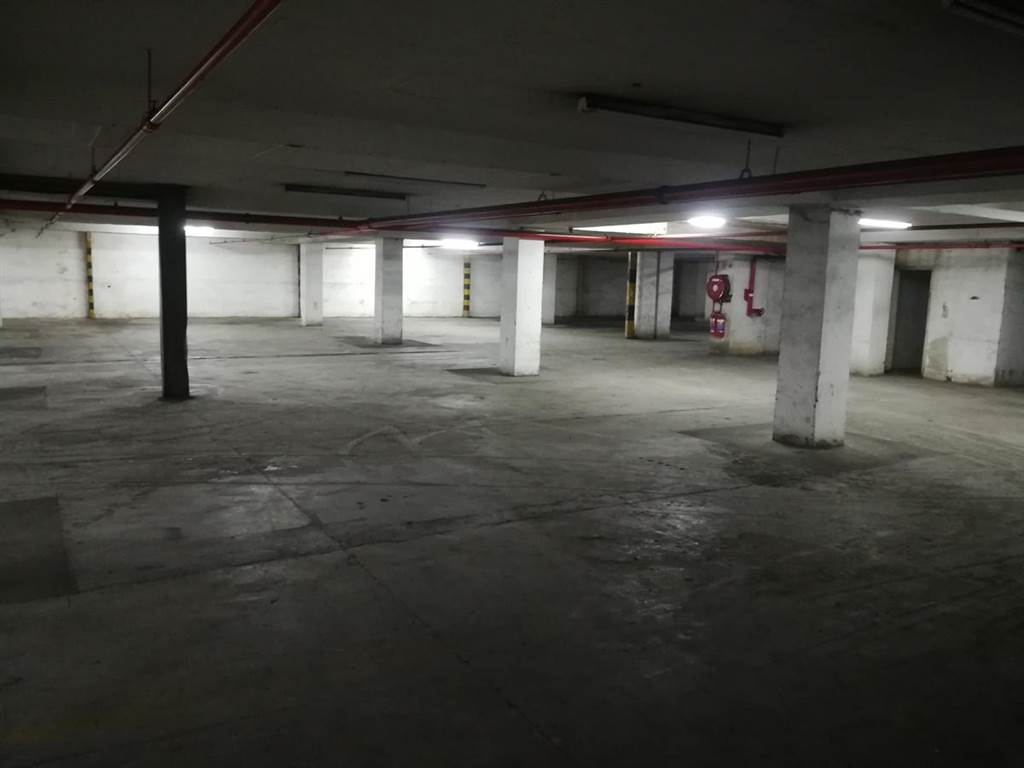 7000  m² Industrial space in Springfield photo number 8