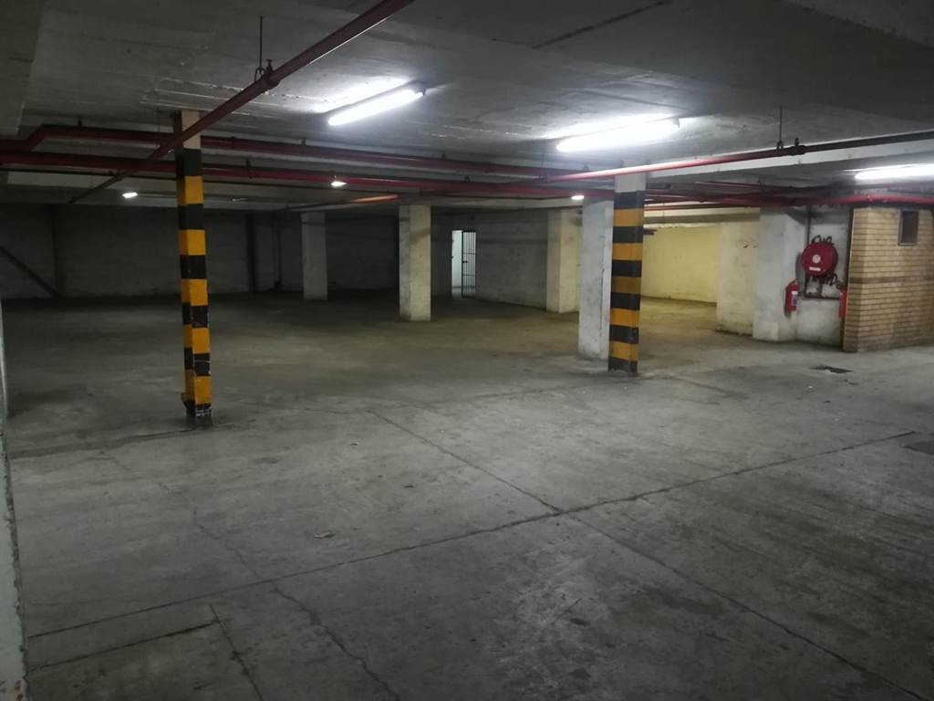 7000  m² Industrial space in Springfield photo number 4