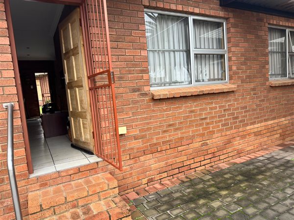 3 Bedroom House 3 Bedroom House