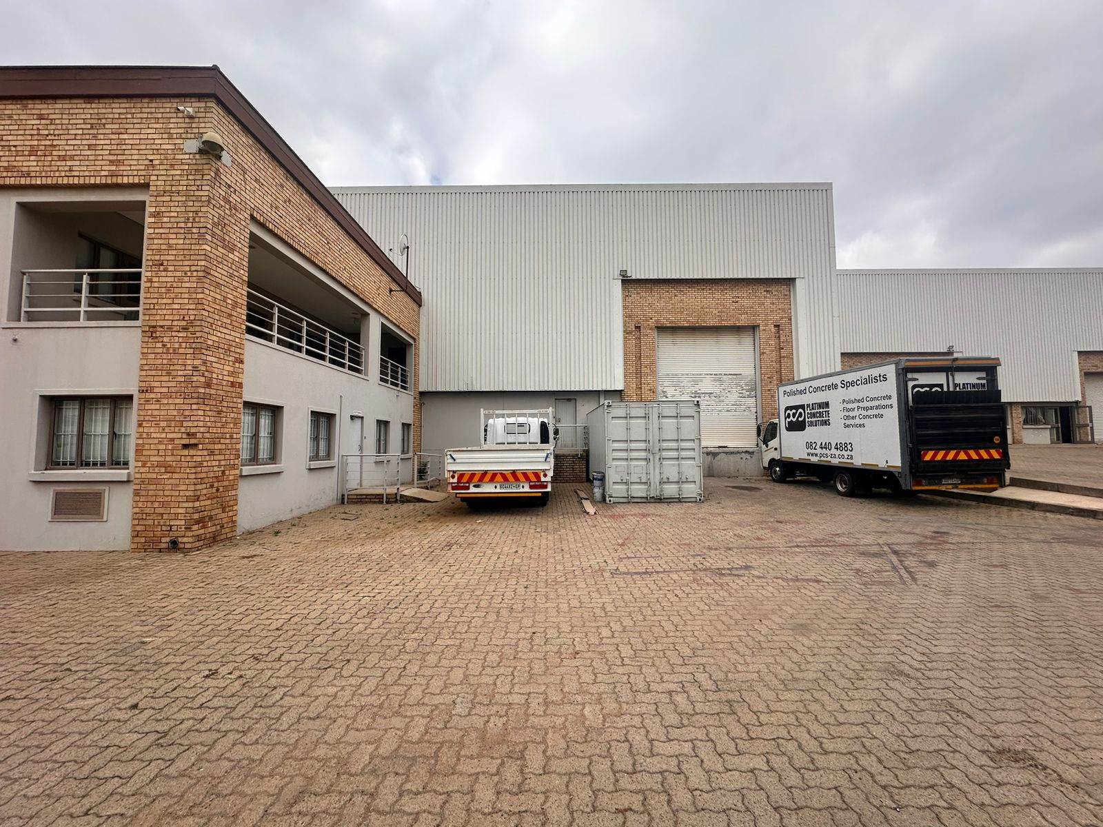 2500  m² Industrial space in Ormonde photo number 2