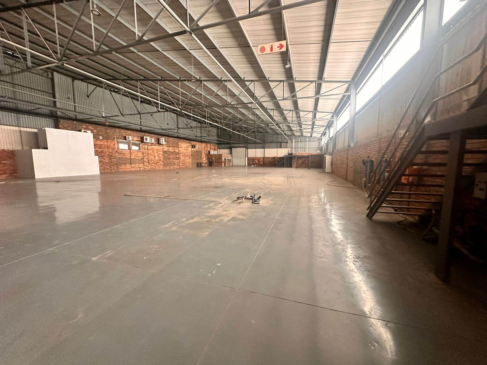 2500  m² Industrial space in Ormonde photo number 10
