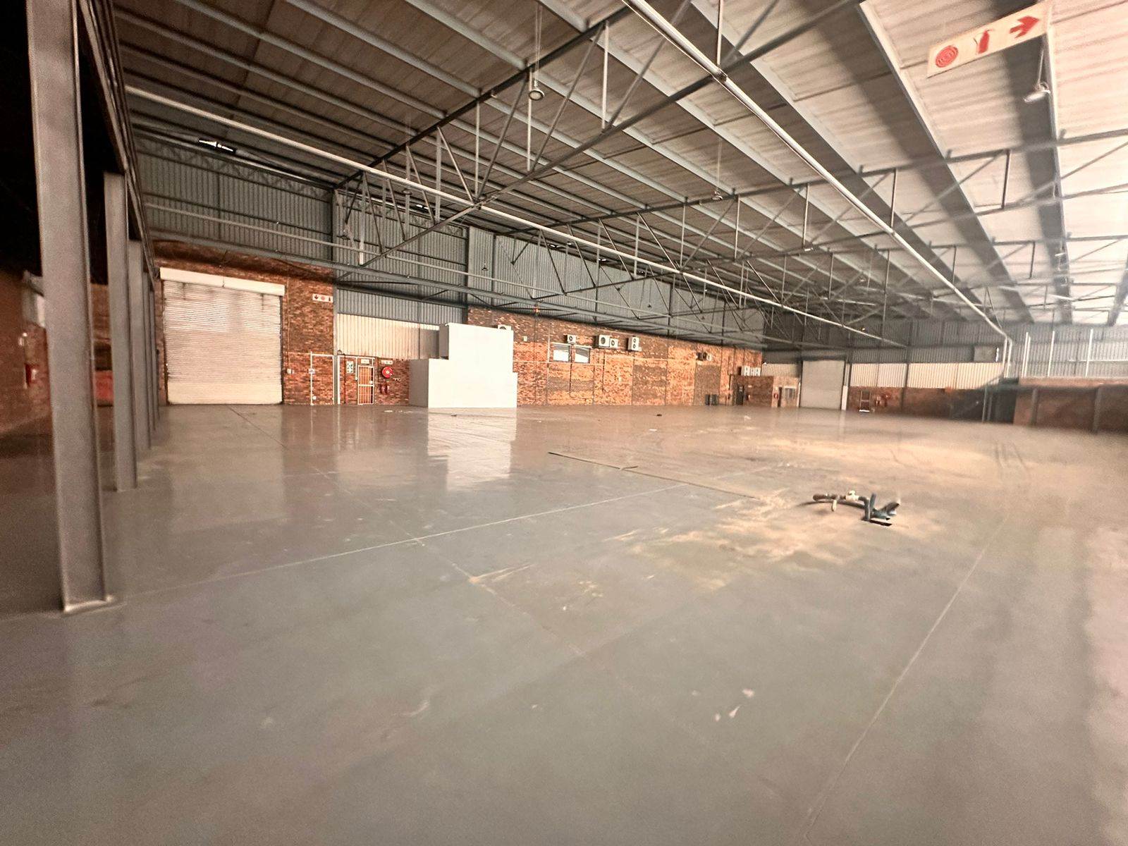2500  m² Industrial space in Ormonde photo number 9