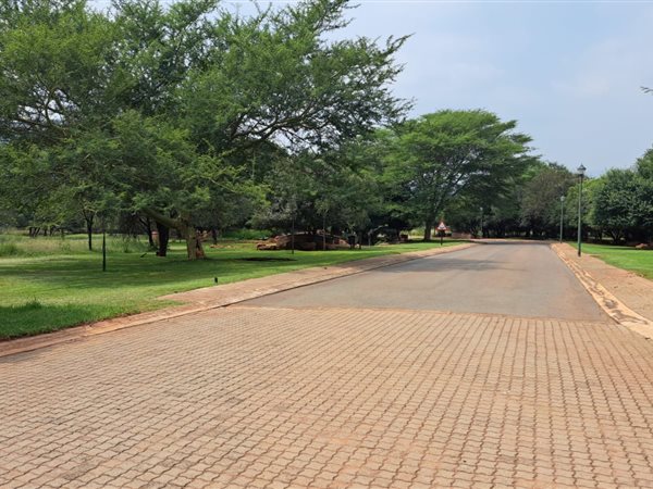 1 038 m² Land 1 038 m² Land