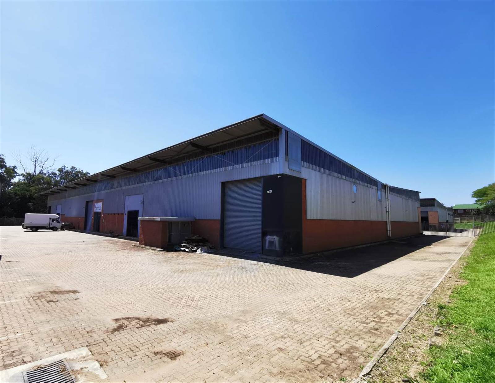 536  m² Industrial space in Mt Edgecombe photo number 1
