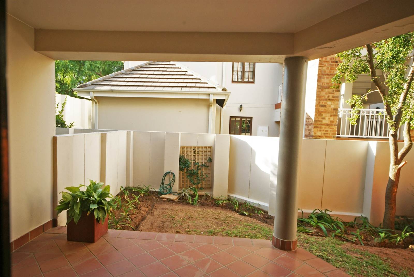 2 Bed Apartment in Rivonia photo number 12