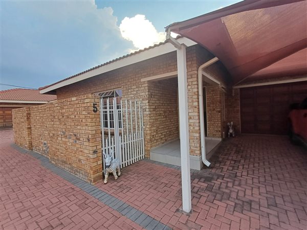 3 Bedroom Townhouse