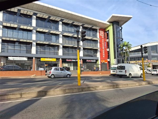 65 m² Commercial space 65 m² Commercial space