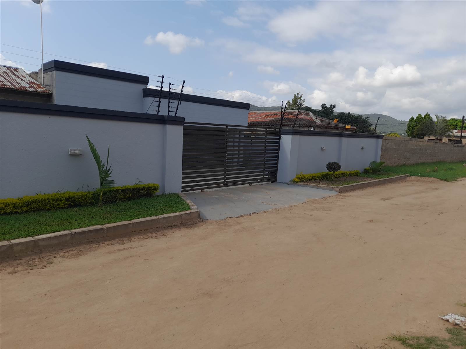 4 Bed House in Kabokweni photo number 7