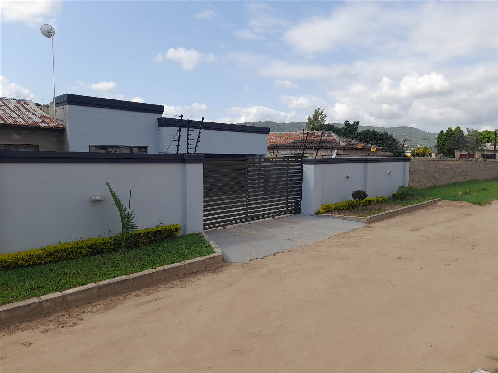 4 Bed House in Kabokweni photo number 1