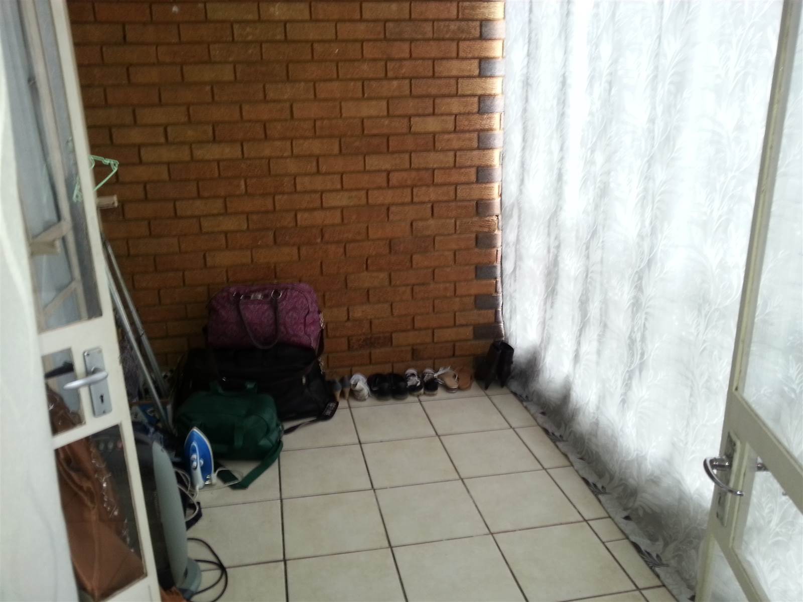 1.5 Bed Apartment in Pretoria North photo number 12