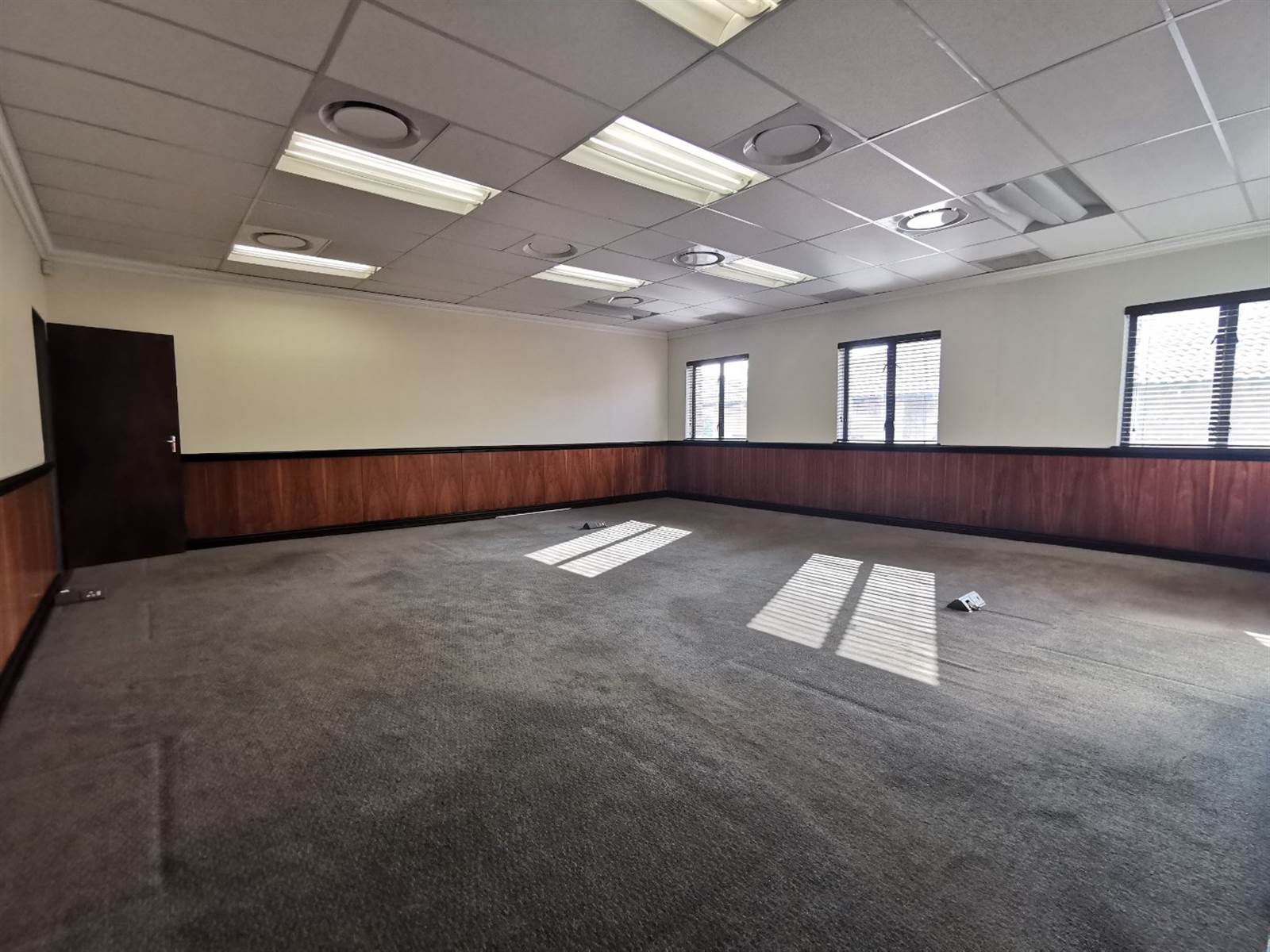 286  m² Office Space in Ruimsig photo number 17