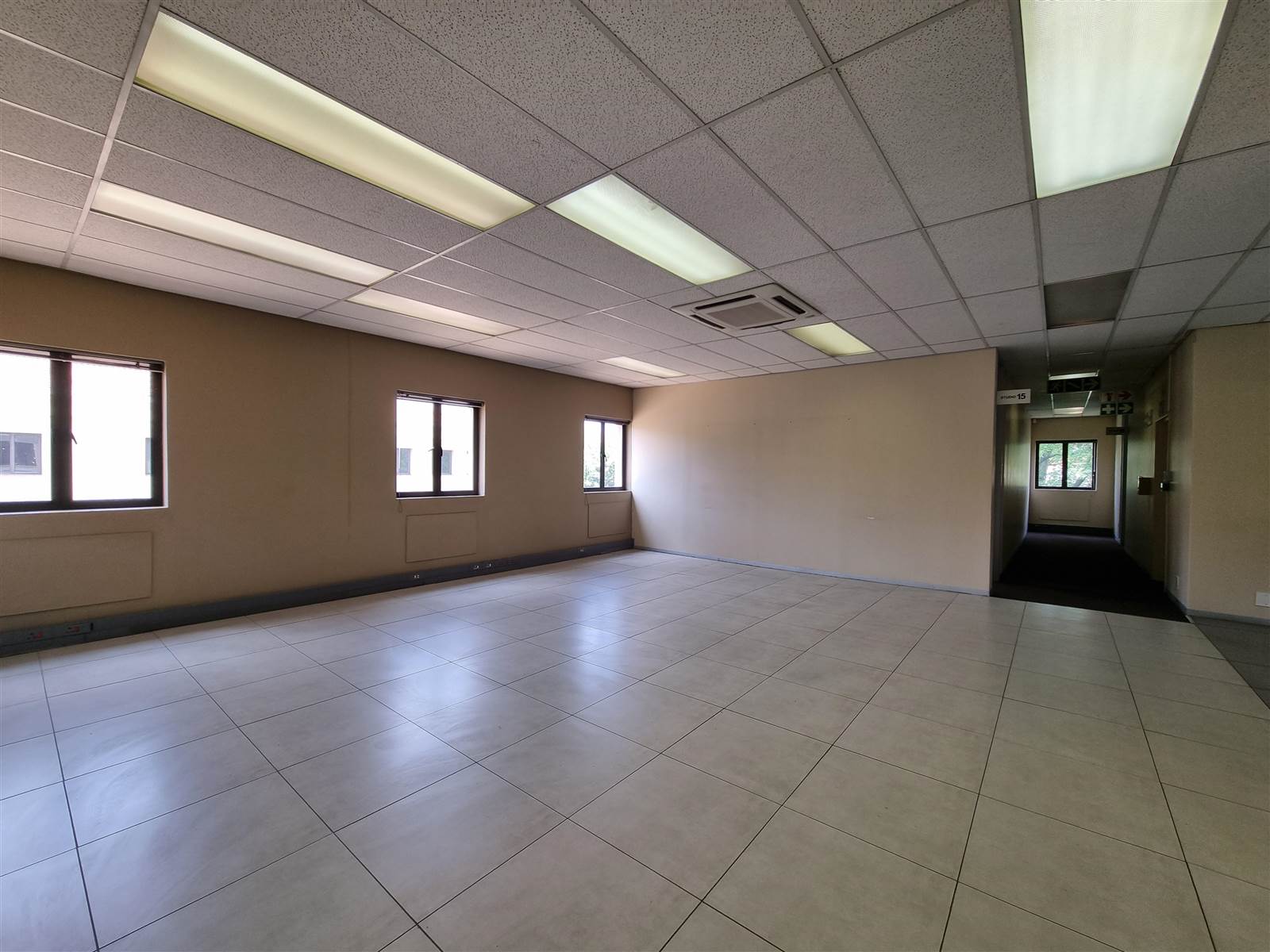 2222  m² Commercial space in Rivonia photo number 13