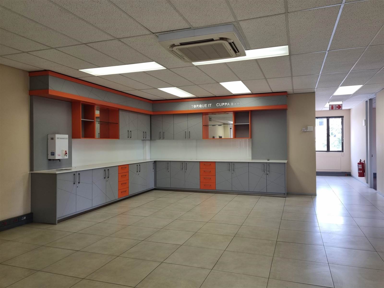 2222  m² Commercial space in Rivonia photo number 9