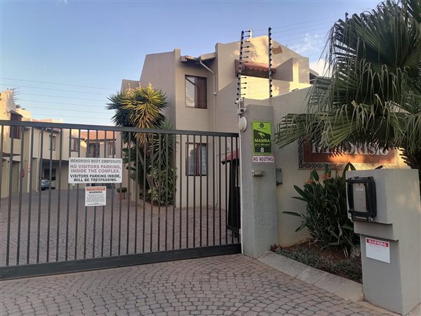 3 Bed Townhouse in Buurendal