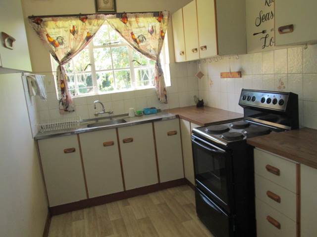 2 Bed House in Howick photo number 2