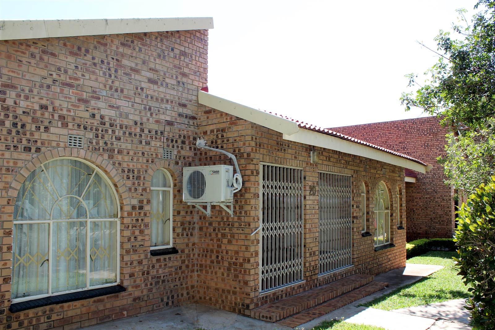4 Bed House in Komatipoort photo number 3