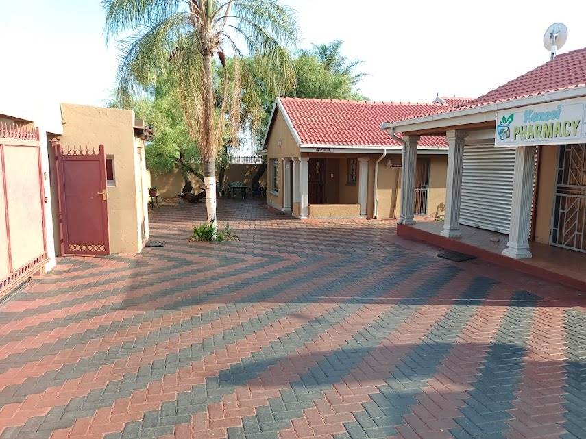 465  m² Commercial space in Soshanguve photo number 3