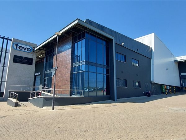 2 591  m² Industrial space