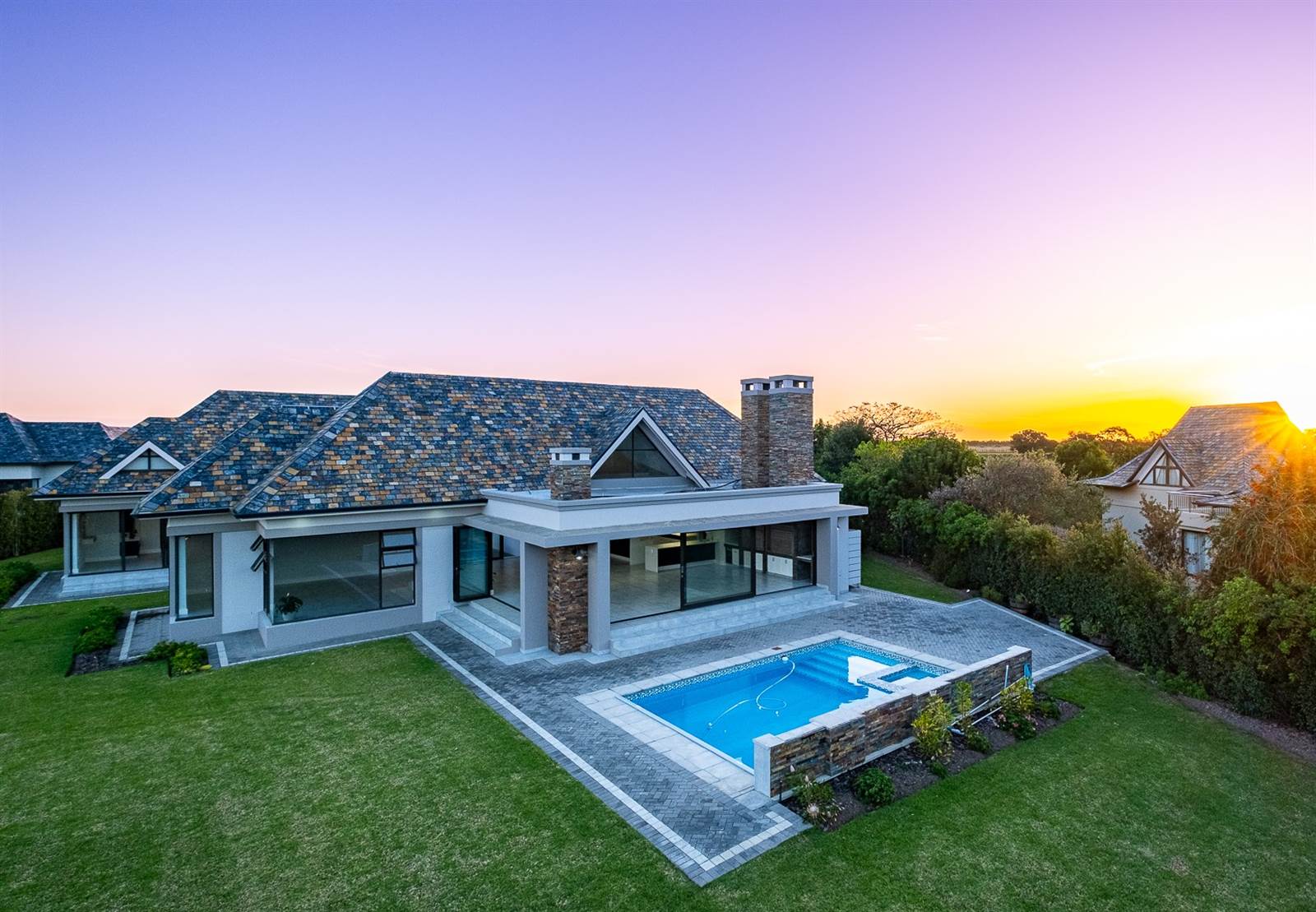7 Bed House in Fancourt photo number 2