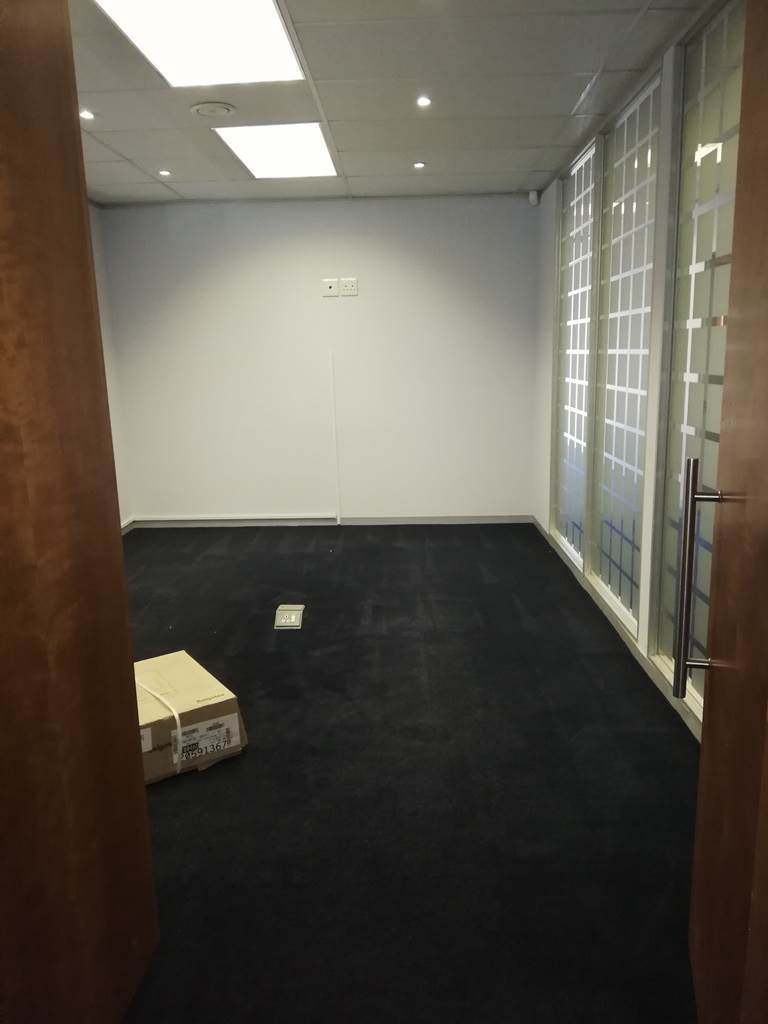 310  m² Office Space in Kenilworth photo number 4