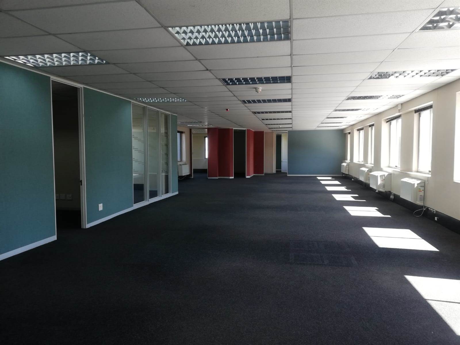 975.7  m² Commercial space in Woodmead photo number 12