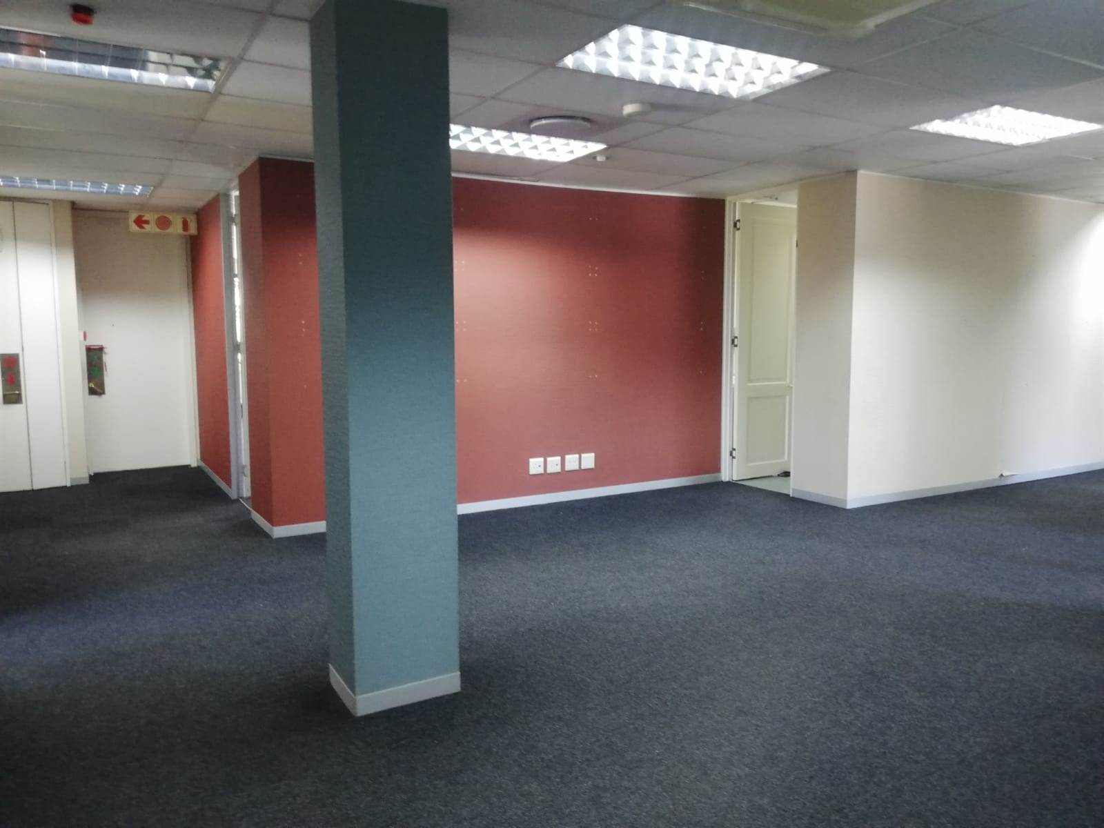 975.7  m² Commercial space in Woodmead photo number 13