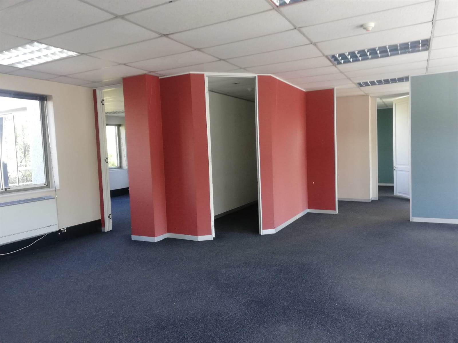 975.7  m² Commercial space in Woodmead photo number 14