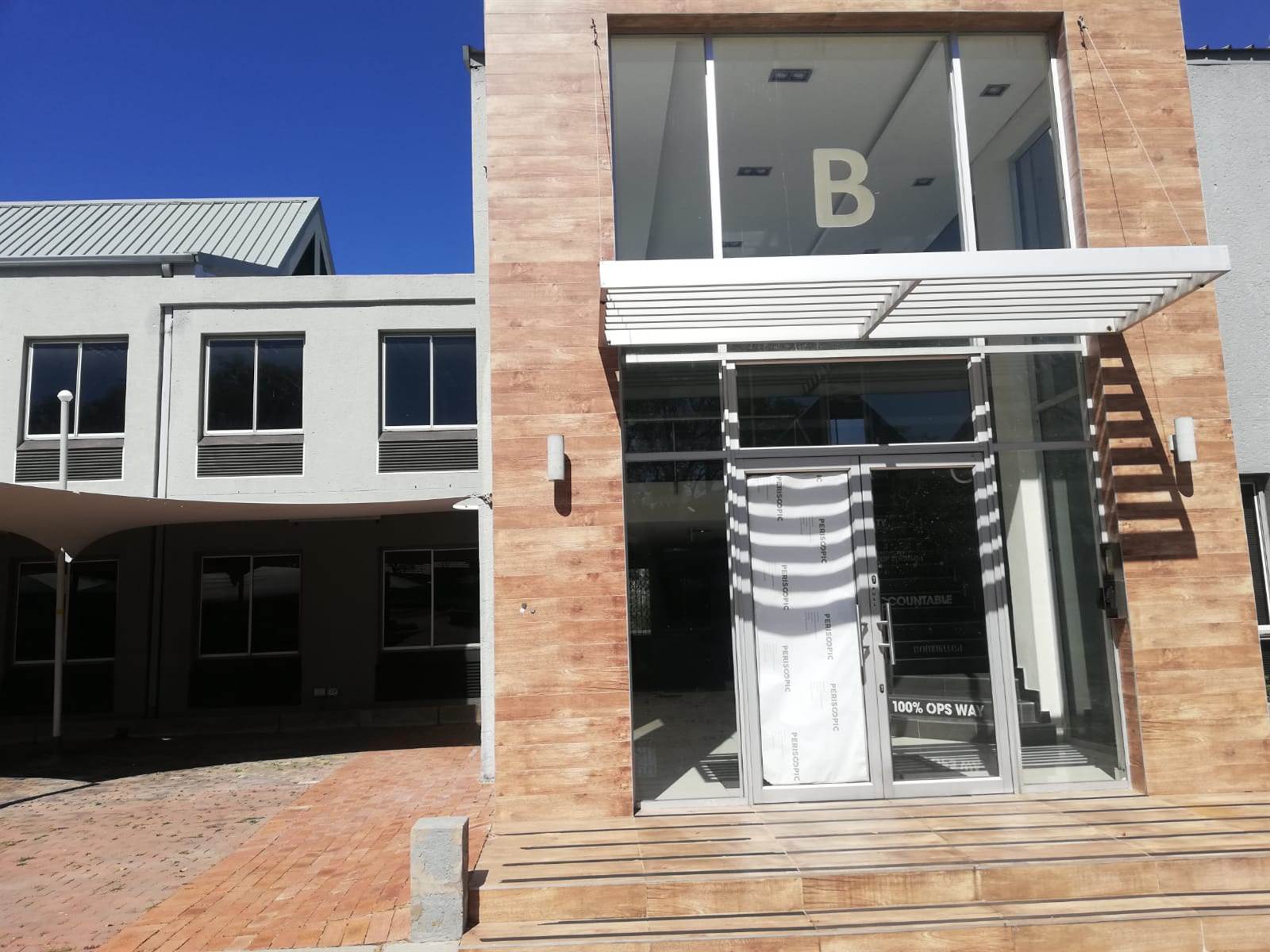 975.7  m² Commercial space in Woodmead photo number 4