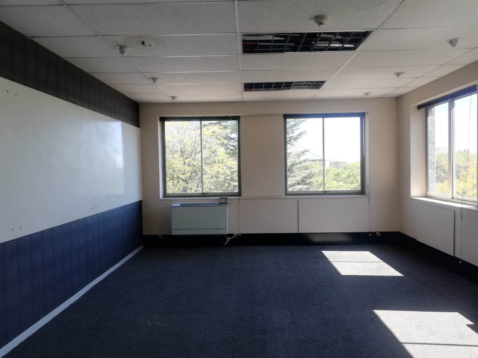 975.7  m² Commercial space in Woodmead photo number 28