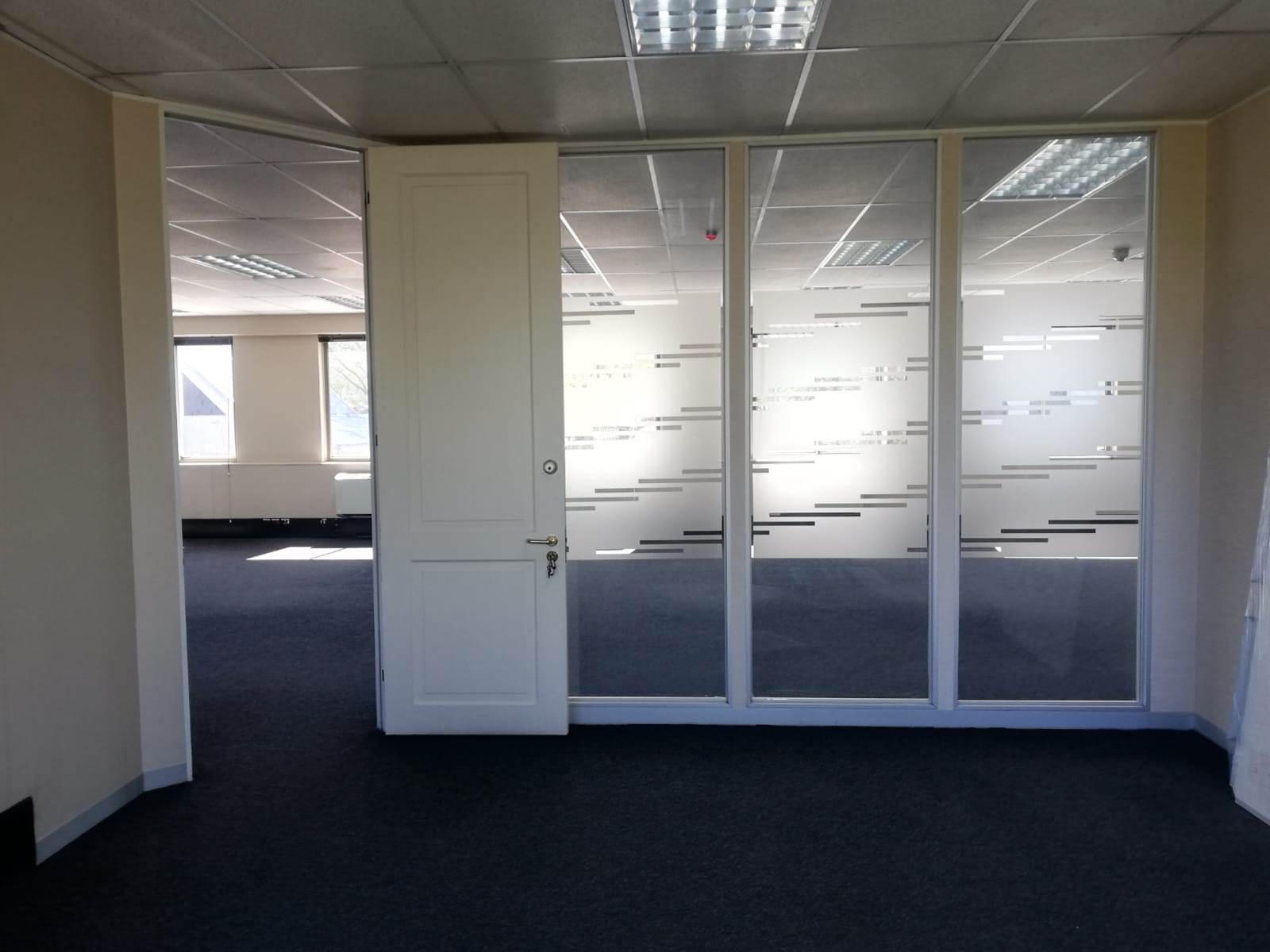 975.7  m² Commercial space in Woodmead photo number 29