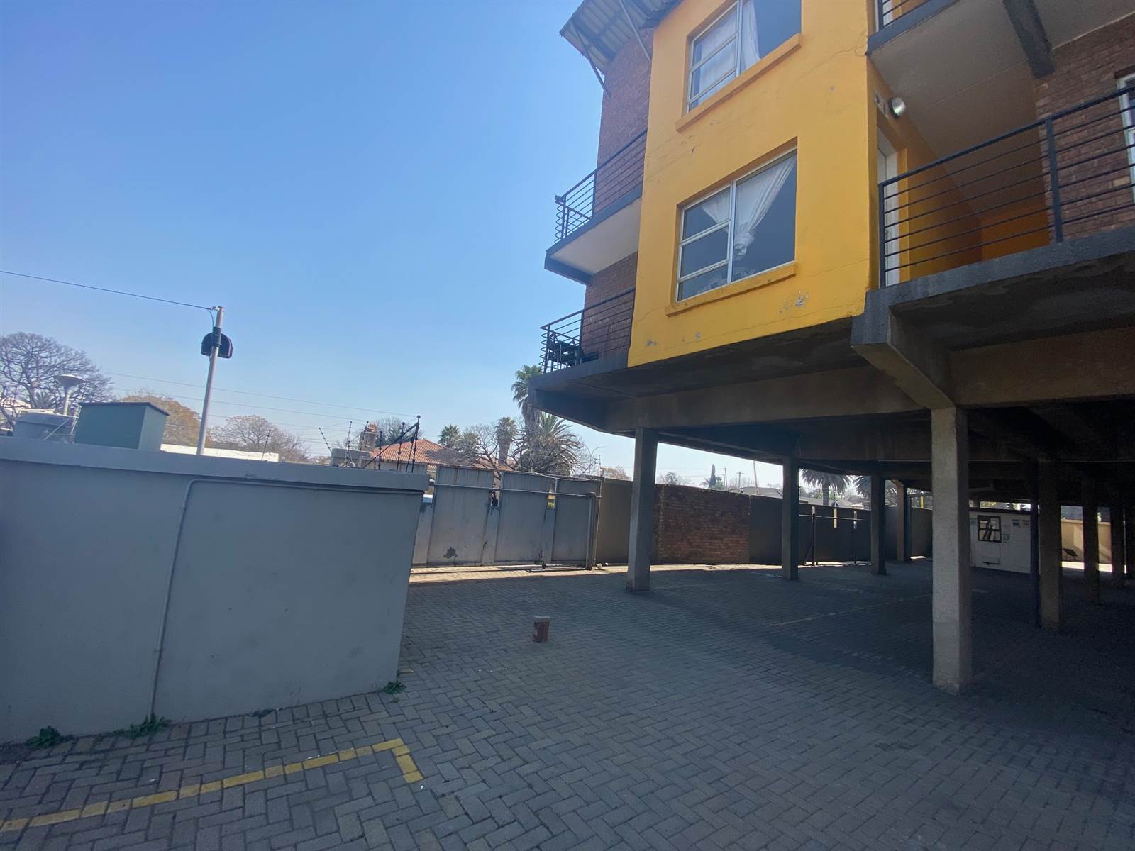 1200  m² Commercial space in Witbank Central photo number 8