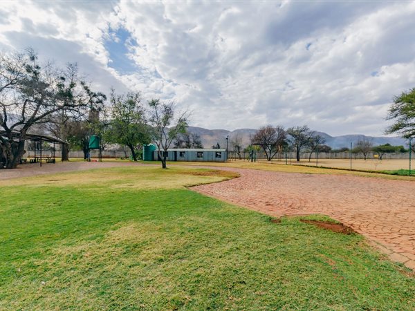 2.2 ha Smallholding 2.2 ha Smallholding