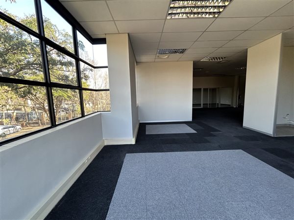 289  m² Office Space