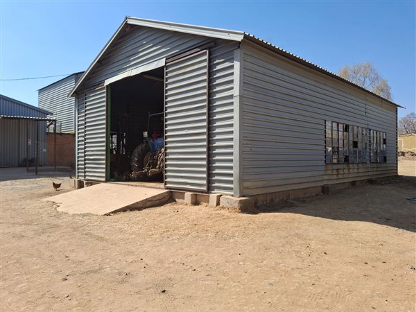 130 m² Commercial space 130 m² Commercial space