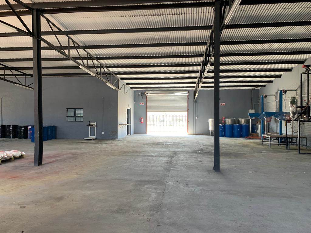 550  m² Industrial space in Hamilton photo number 6