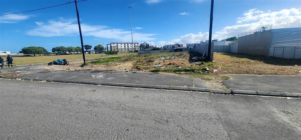 868 m² Land available in Bishop Lavis photo number 12