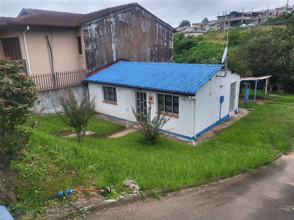 2 Bedroom House 2 Bedroom House