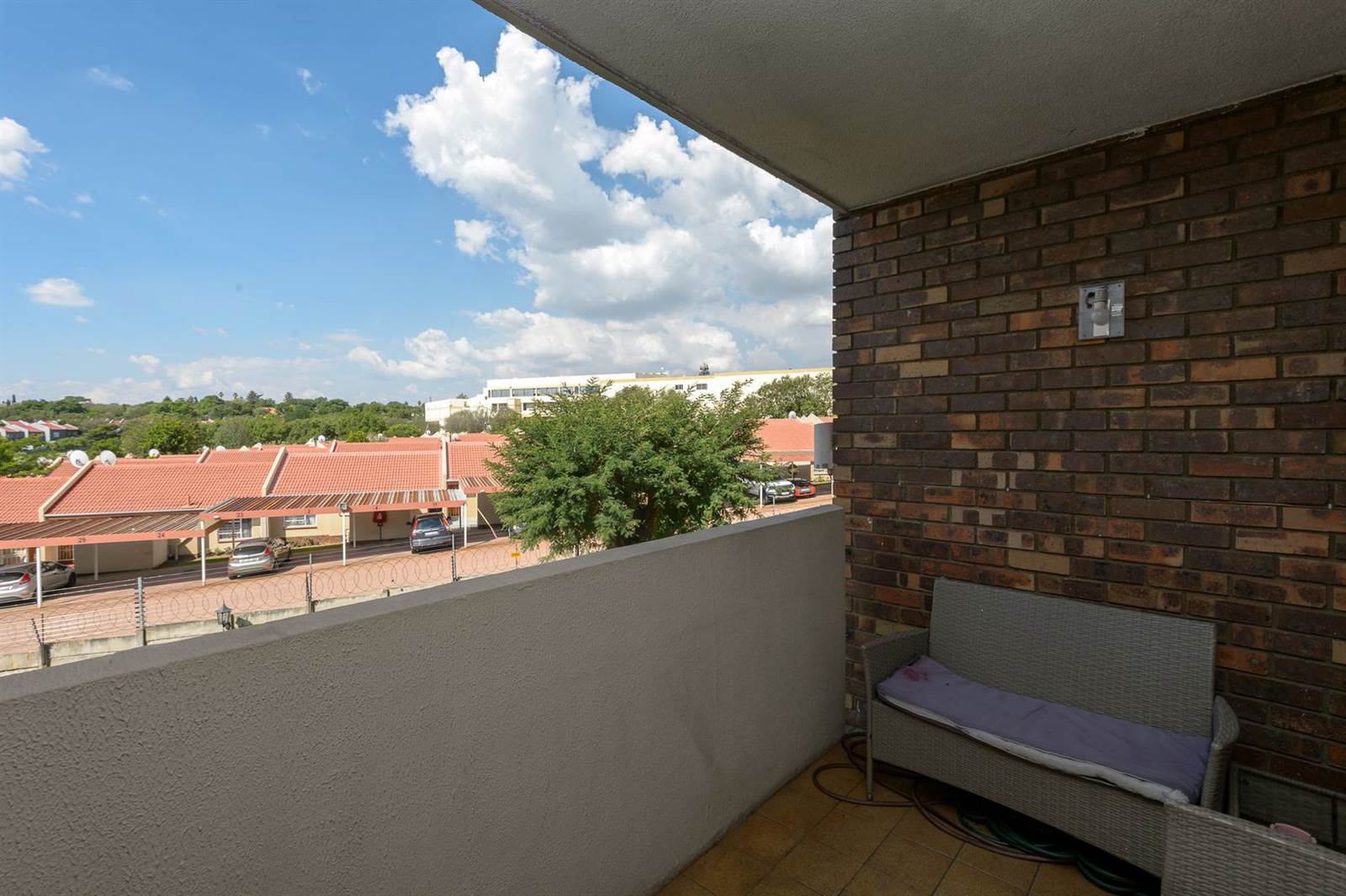 3 Bed Apartment in Sunninghill photo number 23