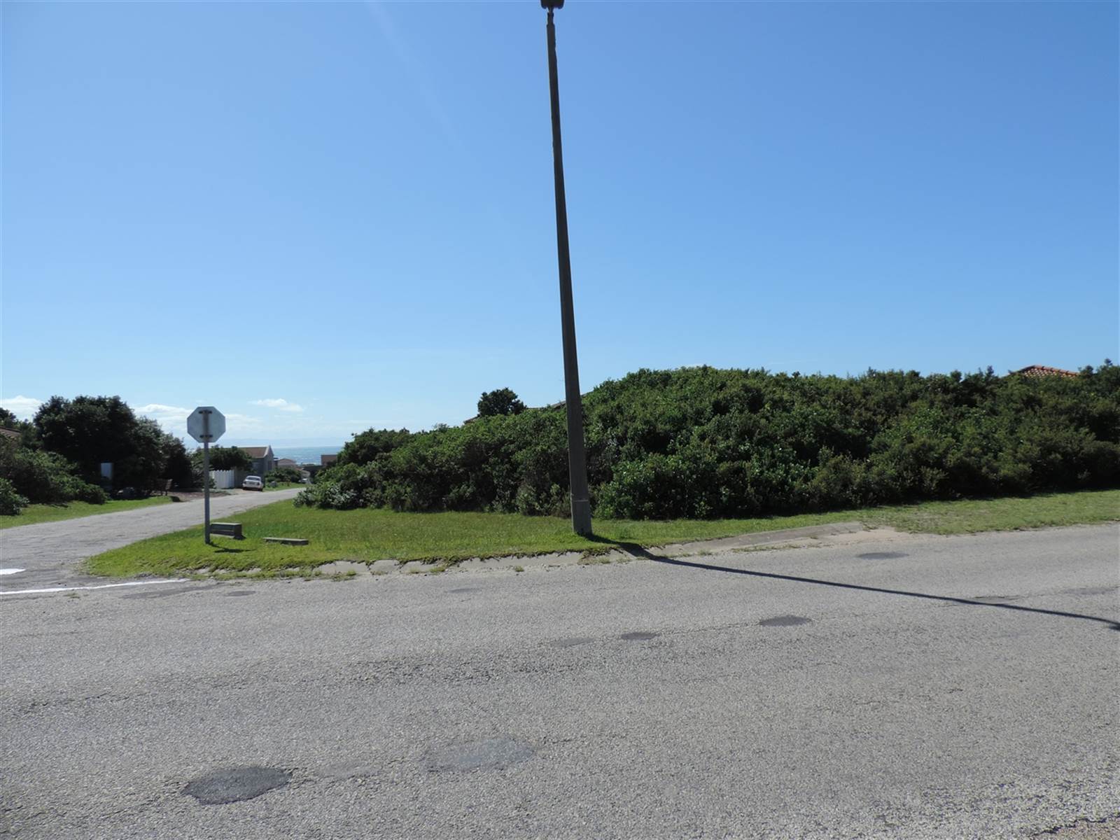 698 m² Land available in St Francis Bay photo number 4