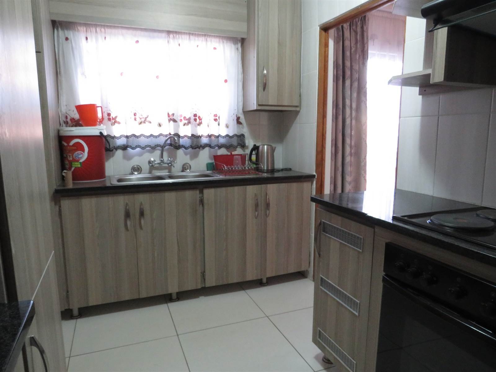 2 Bed House in Mlungisi photo number 18