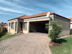 3 Bed Townhouse in Jackaroo Park